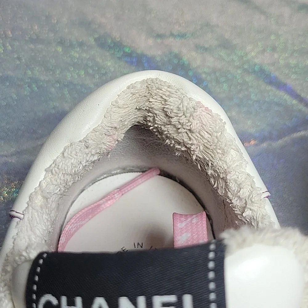 Chanel 21P Calfskin Leather White Low-top Sneakers Trainers Sz:35.5 Pink Spatter - Picture 14 of 15